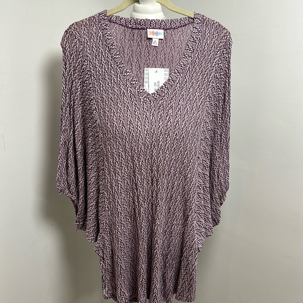 NWT balloon sleeve top